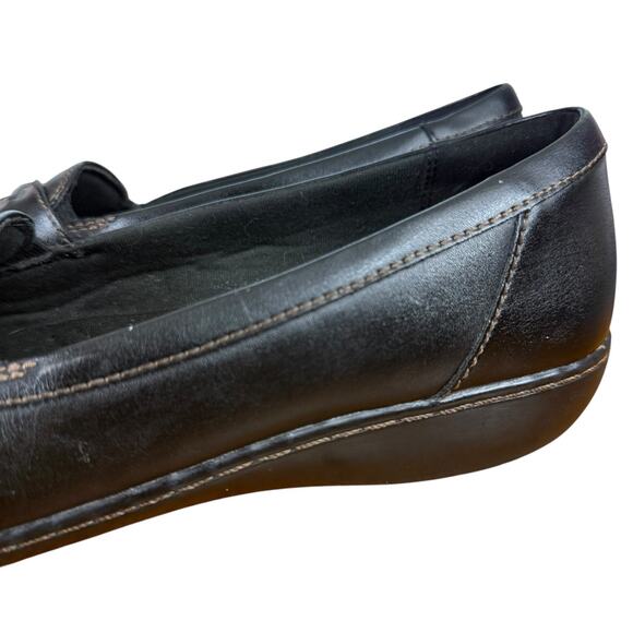 Clarks Ashland Bubble Slip On Black Leather Women Tassel Loafer Comfort Shoes 11 - Picture 9 of 15
